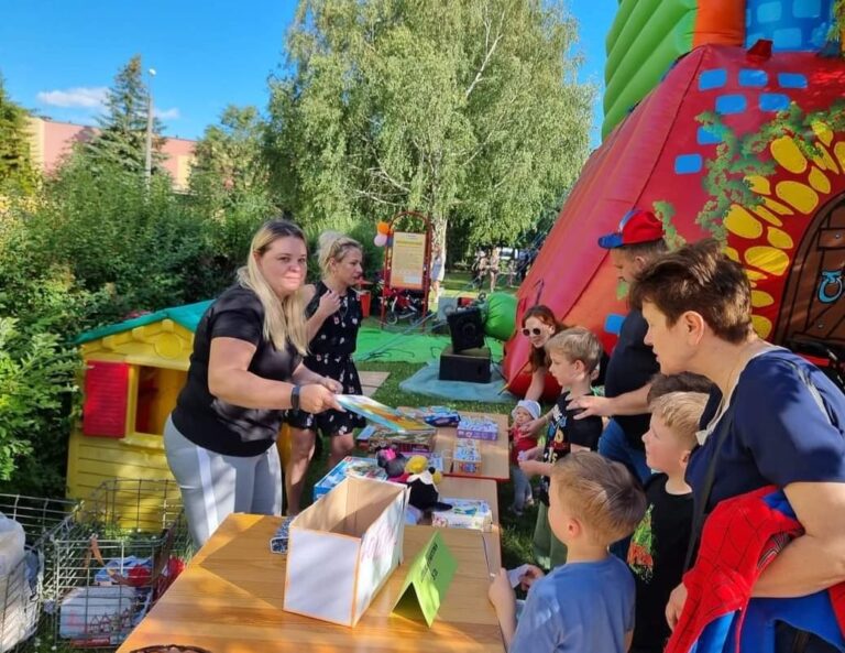 Piknik rodzinny z okazji zakończenia roku szkolnego 2021/22.