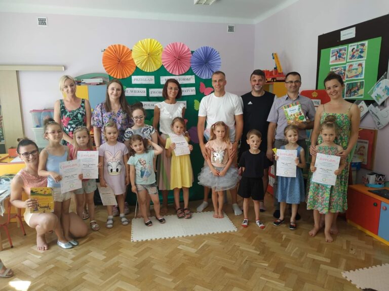 Przegląd recytatorski „Wiersze twórców literatury dziecięcej dla dzieci”.