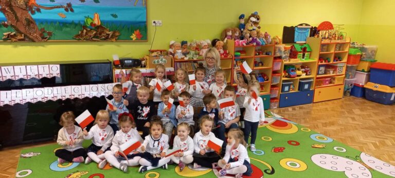 „ŚWIĘTO NIEPODLEGŁOŚCI W ŻABKACH”