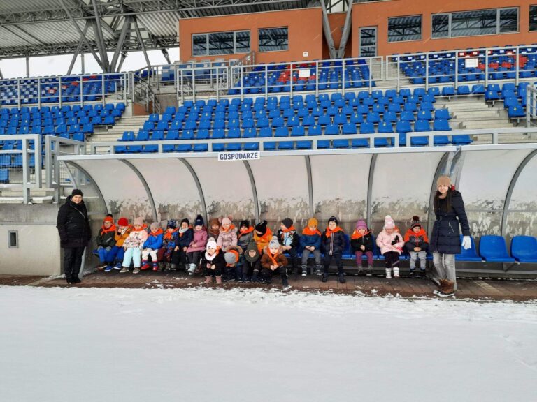 Wycieczka do Okręgowej Spółdzielni Mleczarskiej w Siedlcach oraz na Stadion MKP Pogoń Siedlce