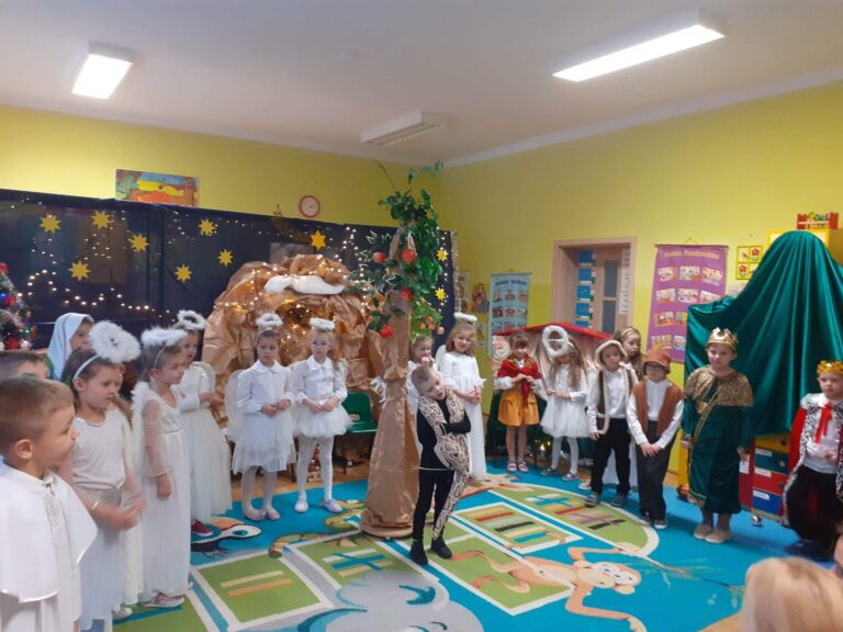 Jasełka w gr. „Biedronki”