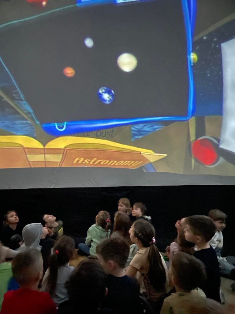 Planetarium w naszym przedszkolu 🛸☀️👨‍🚀