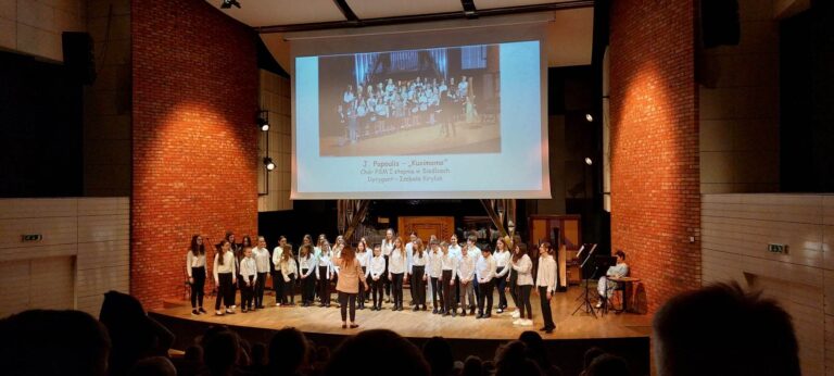 „Żabki” na koncercie.