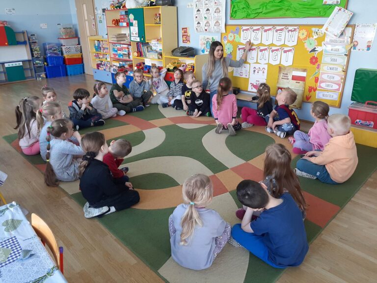 Dzień Flagi w grupie Kotki. 🇵🇱