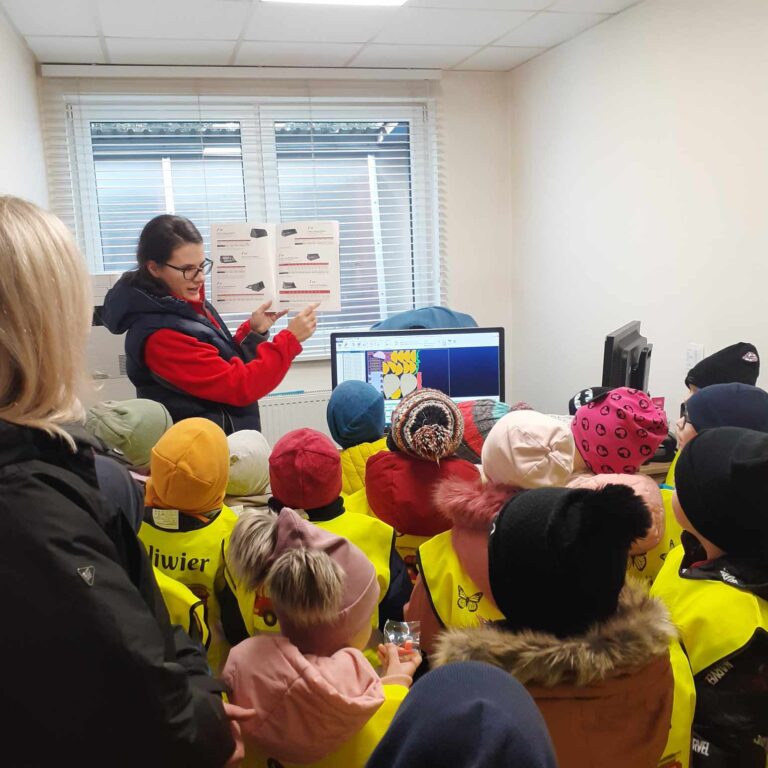 Wycieczka ,,Smerfów” do ,,Volant Grabowscy” w Żelków Kolonia