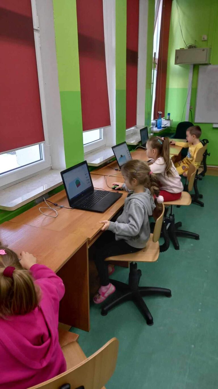 Multimedialne zabawy przedszkolaków