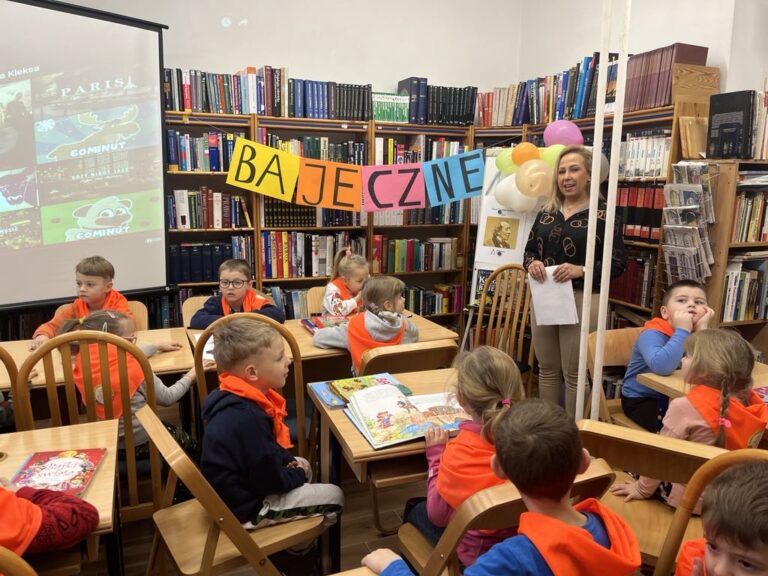 Lekcja biblioteczna gr. ,,Smerfy” 📚📖