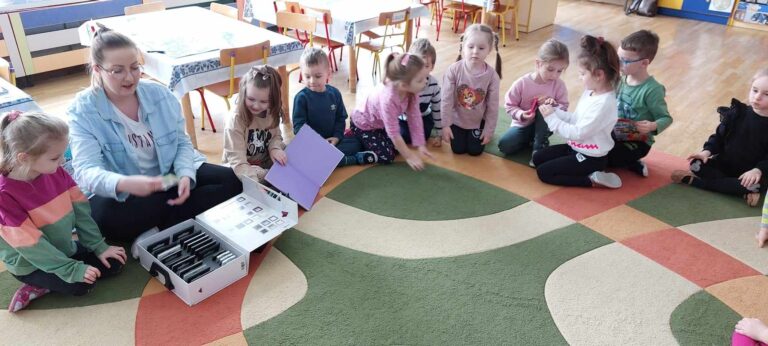 „Żabkowe zajęcia edukacyjne”