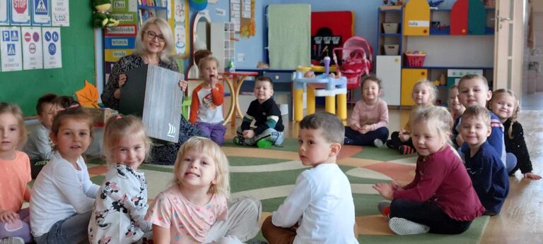 ” Realizacja projektu edukacji muzyczno-ruchowej w gr.ŻABKI”