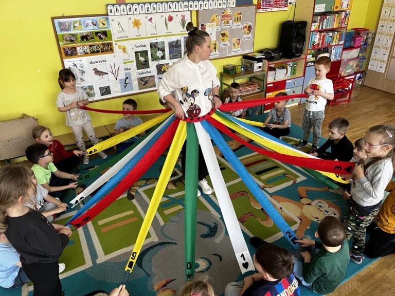 Międzynarodowy Dzień Matematyki w gr. ,,Smerfy” 🧮🔢