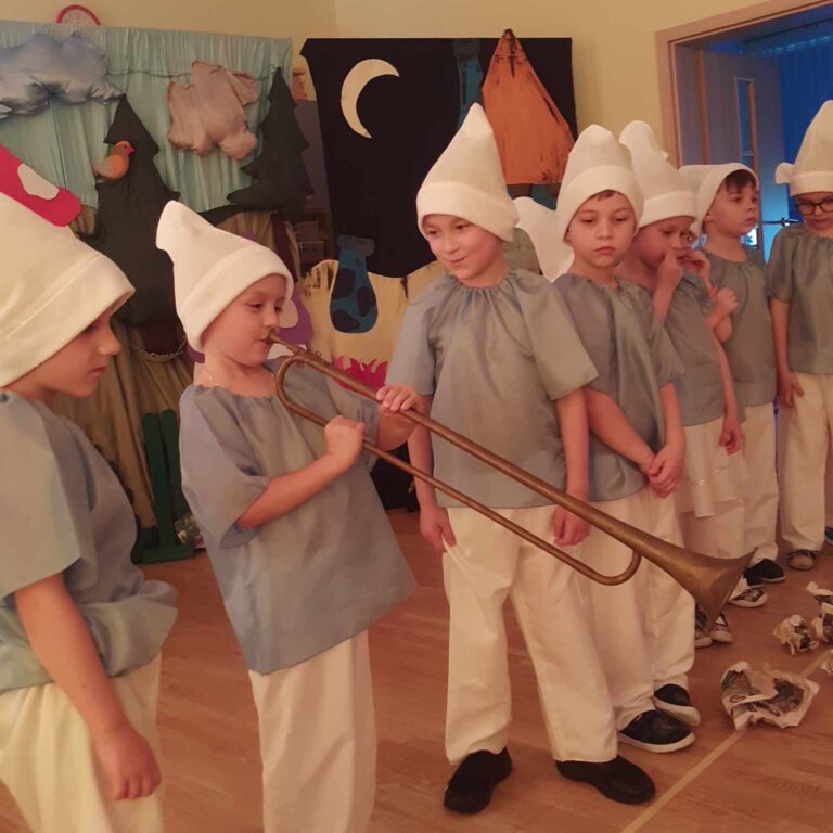 Dzień Teatru w grupie ,,Smerfy”