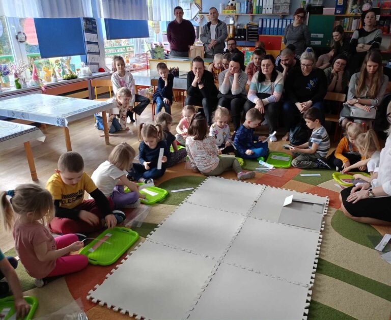 „Wiosenne zajęcia otwarte dla Rodziców w gr.Żabki”