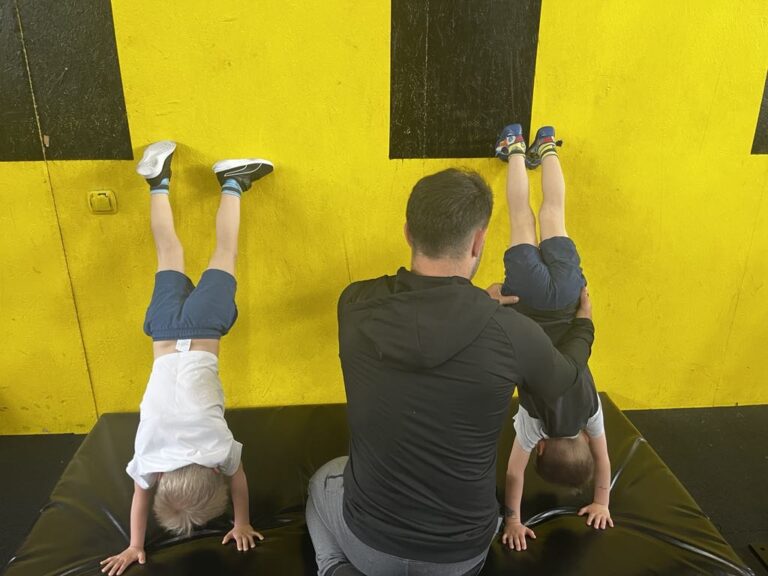 Zajęcia sportowe w Centrum Treningu G4-TRX Siedlce grupy ,,Smerfy” – 07.05.2024 r.