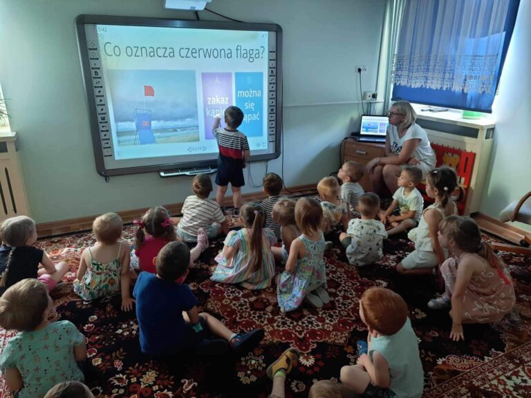 Zajęcia profilaktyczne z pedagogiem specjalnym pt. „Bezpieczne wakacje”⛱️🏝️🏖️🗺️