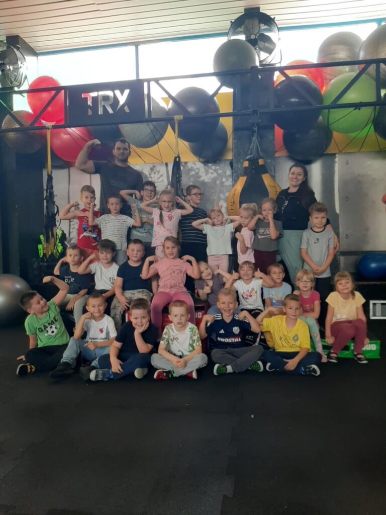 „Wyjście_Smerfów do Centrum Treningu G4”