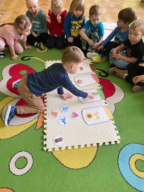 Projekt edukacyjny „Sensoryczna_tęcza”🌈