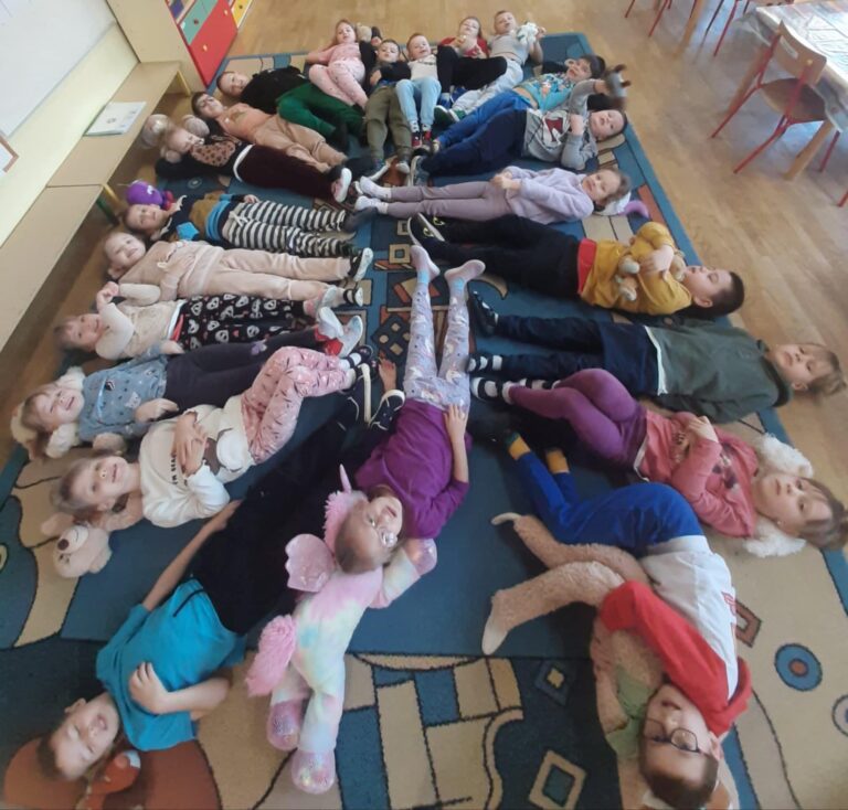 Dzień Pluszowego Misia w grupie Smerfów🐻