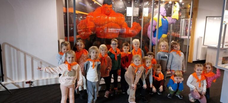 Wycieczka ,,Żabek” i ,,Smerfów” do Warszawy