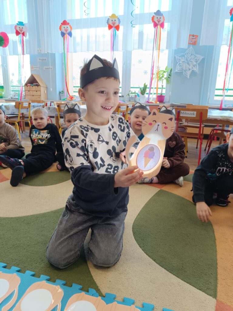 Dzień Kota w grupie III i IV🐈