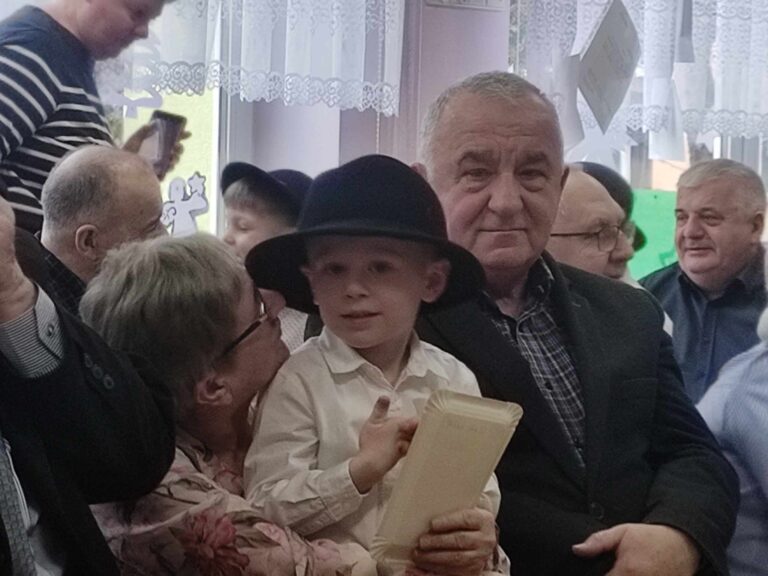 Dzień Babci i Dziadka w grupie „Biedronki” 24.01.2025r.