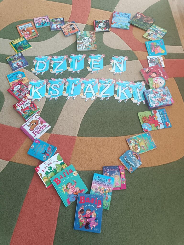 Światowy_Dzień_Książki w „Pszczółkach”