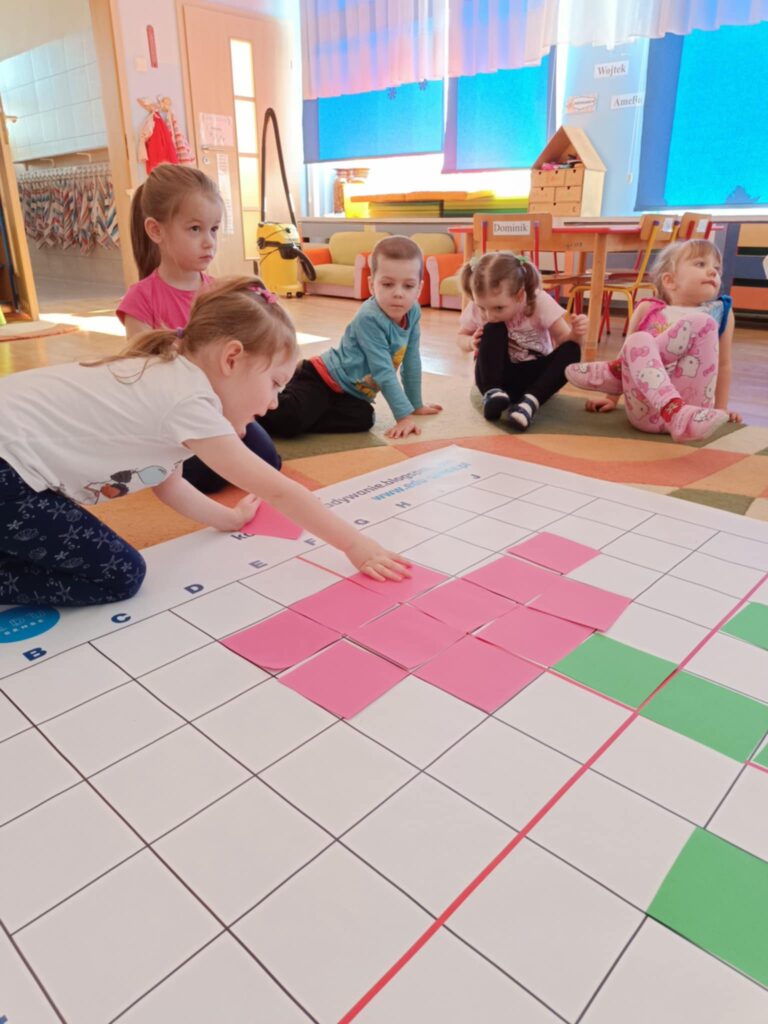 Grupa „Pszczółki”_zakończyła Program Edukacyjny „Uczymy dzieci programować”
