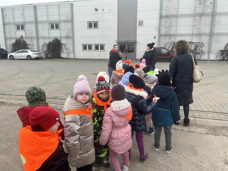 Wycieczka „Pszczółek” do ARCHE i Fundacji Leny Grochowskiej 🐝