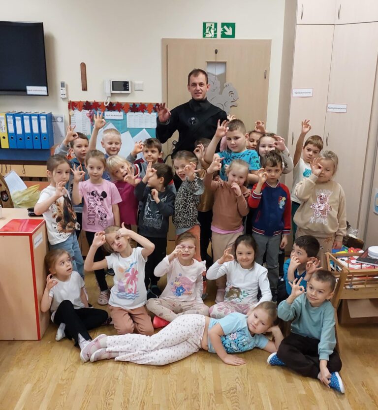 Wizyta strażaka w gr. ,, Żabek” W dniu 26.11.2025r.