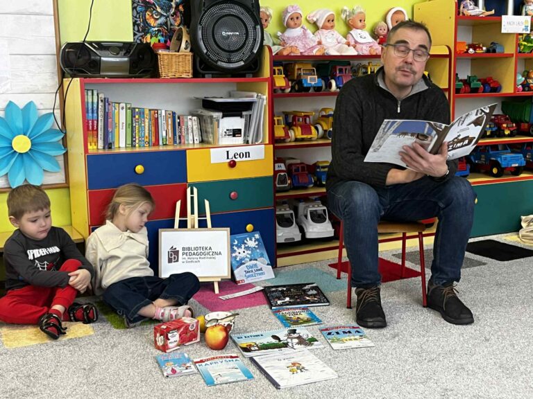 Spotkanie ,,Smerfów” z Panem Antonim 📖📚