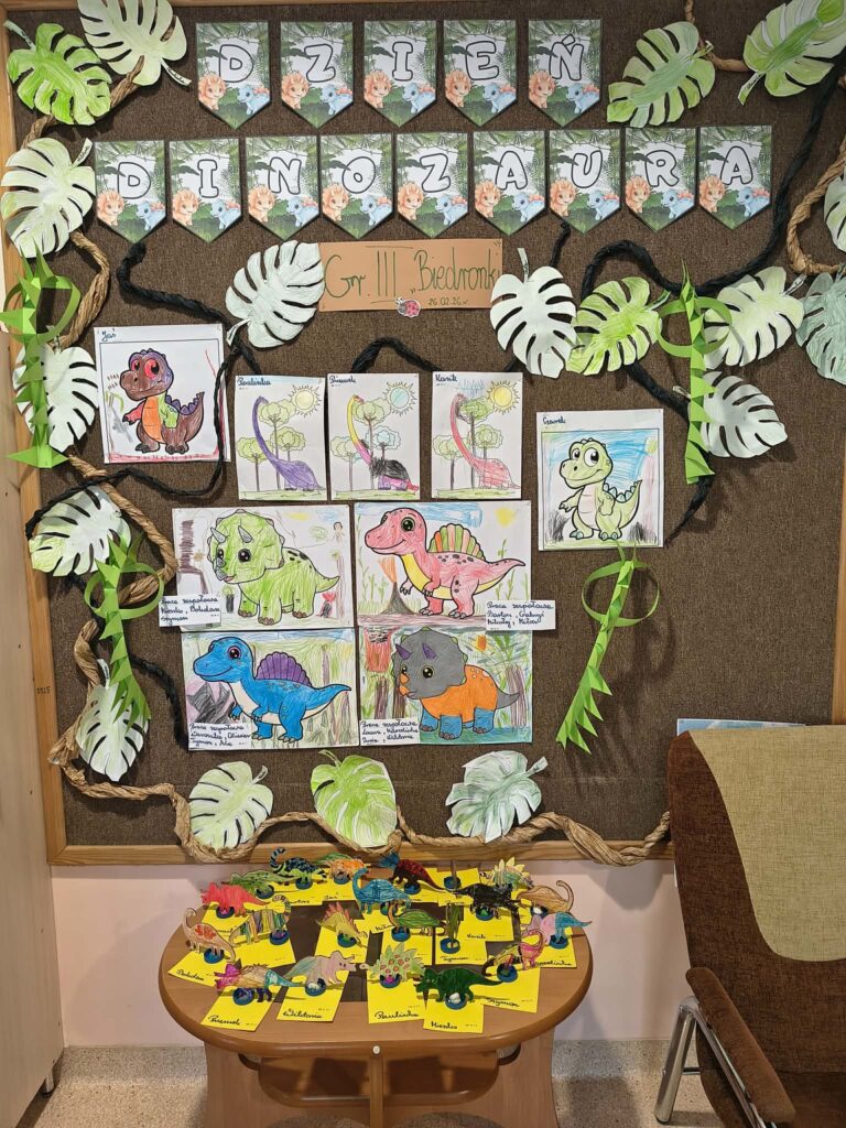 Dzień Dinozaura w grupie III „Biedronki