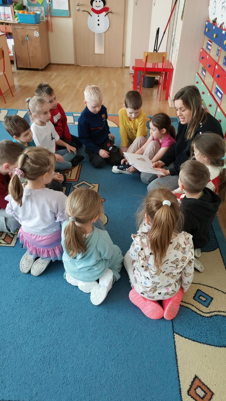 Rodzice czytają Żabkom