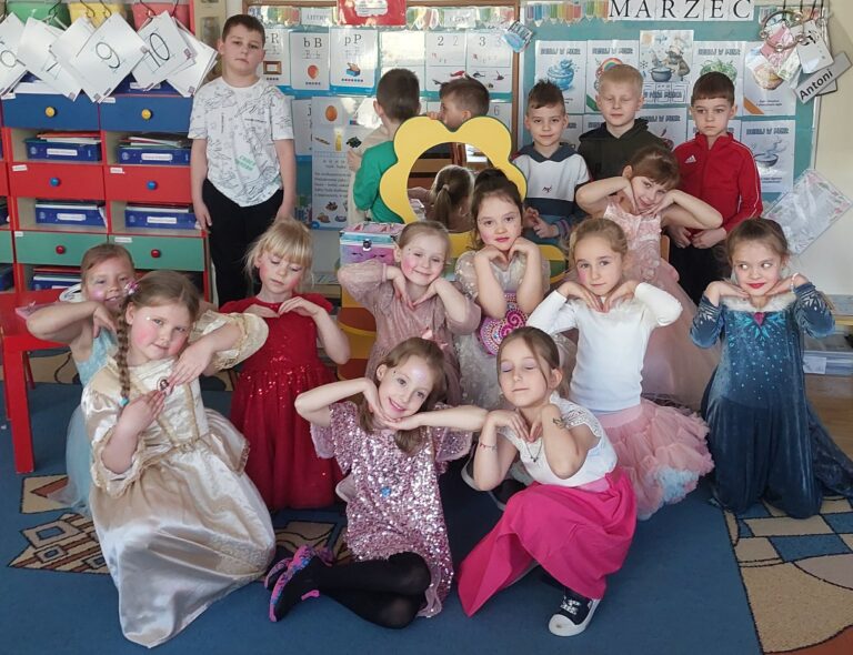 Dzień Kobiet w grupie Żabek