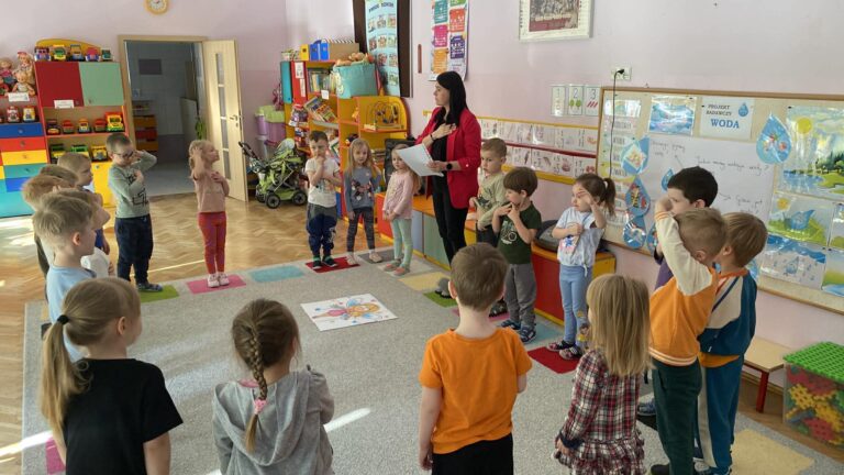 „Brzydkie słowa to rzecz zła – mówimy ładnie Ty i ja”