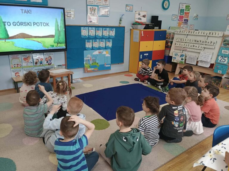 Wielka przygoda z kropelką wody w grupie „Biedronki”