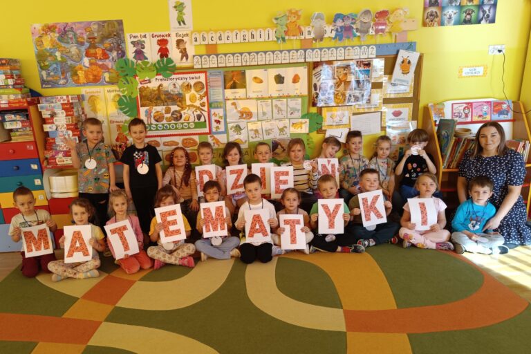 Dzień Matematyki w grupie IV „Pszczółki”