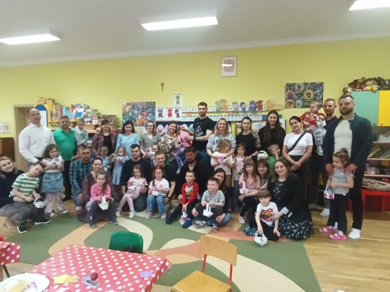Zajęcia otwarte w Pszczółkach pt.„Wielkanocny zajączek”