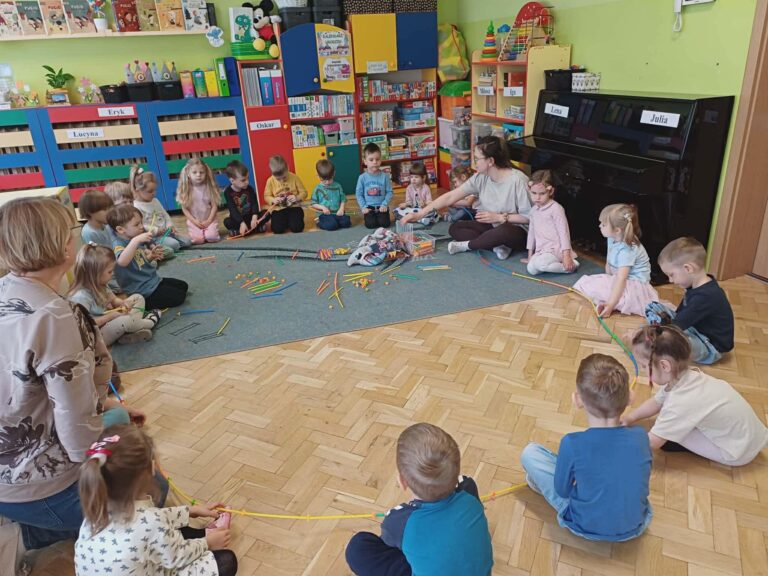 Zajęcia o emocjach w grupie ,,Smerfy”