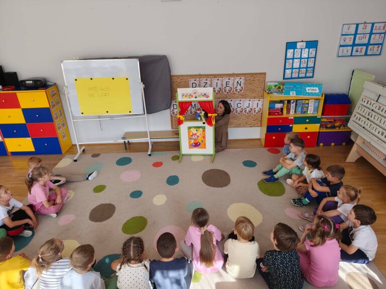 Międzynarodowy Dzień Demokracji w grupie „Biedronki”